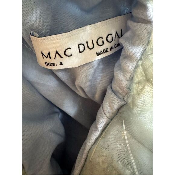 Mac Duggal NWT Strapless Embellished Trumpet Gown in Powder Blue Size 4 - Picture 9 of 9